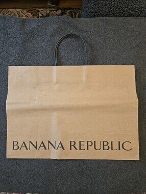 FREE With A Purchase (Just Ask): Banana Republic Shopping Bag